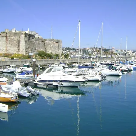 Luxury Near Town & Marina كاسكايس