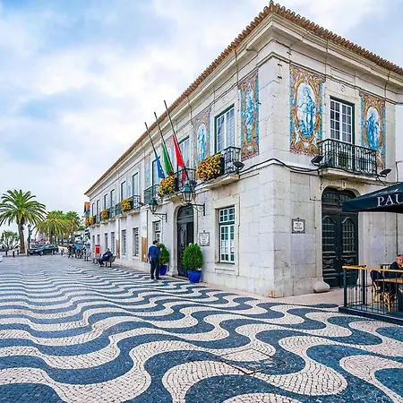 Apartment Luxury Near Town & Marina Cascais