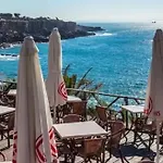 Luxury Near Town & Marina Apartment