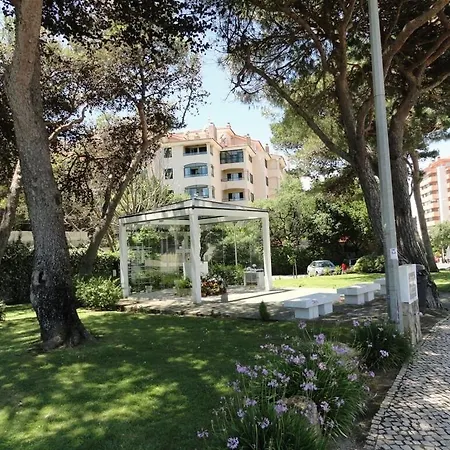 Luxury Near Town & Marina Daire