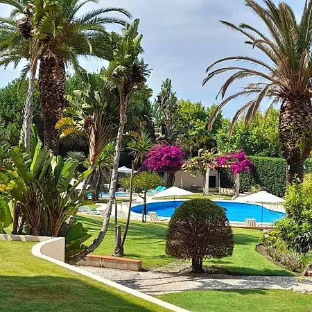 Apartment Luxury Near Town & Marina Cascais