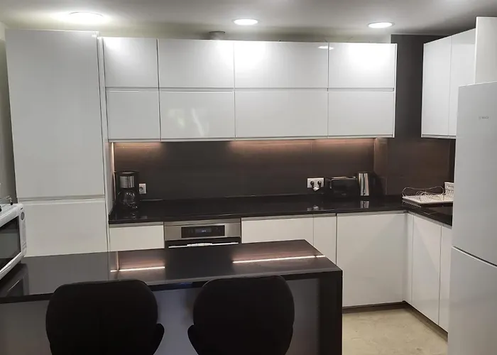 Luxury Near Town & Marina Apartmán *